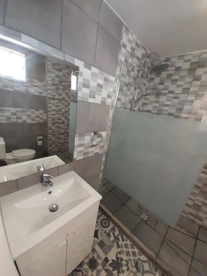 Ibiza Suite Independent Bedroom And Bathroom Albufeira Exterior foto